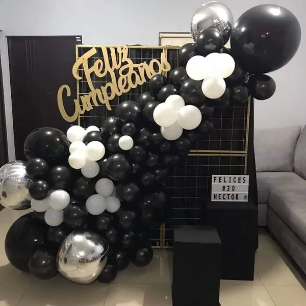 Mampara decorada de Hip Hip Balloons