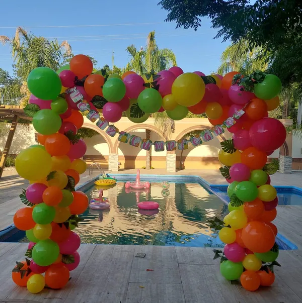 Portería decorada de Hip Hip Balloons